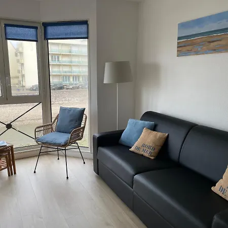 Vue Mer 1 Chambre Et 1 Coin Cabine Appartement Wimereux